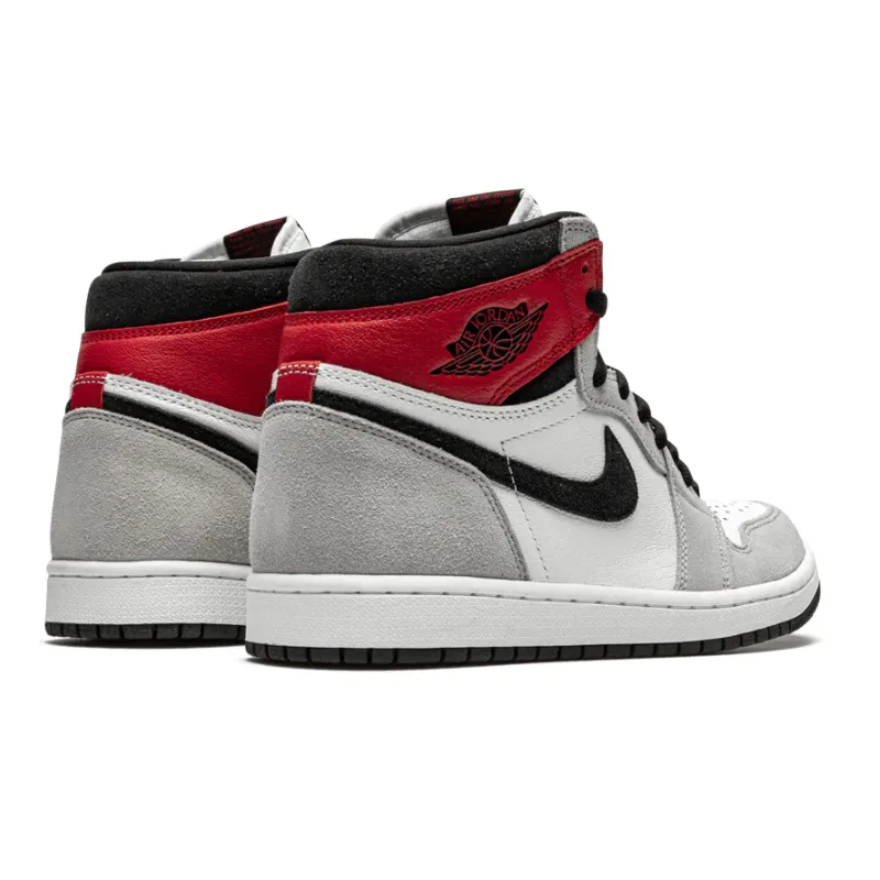 Air Jordan 1 Retro High OG Smoke Grey