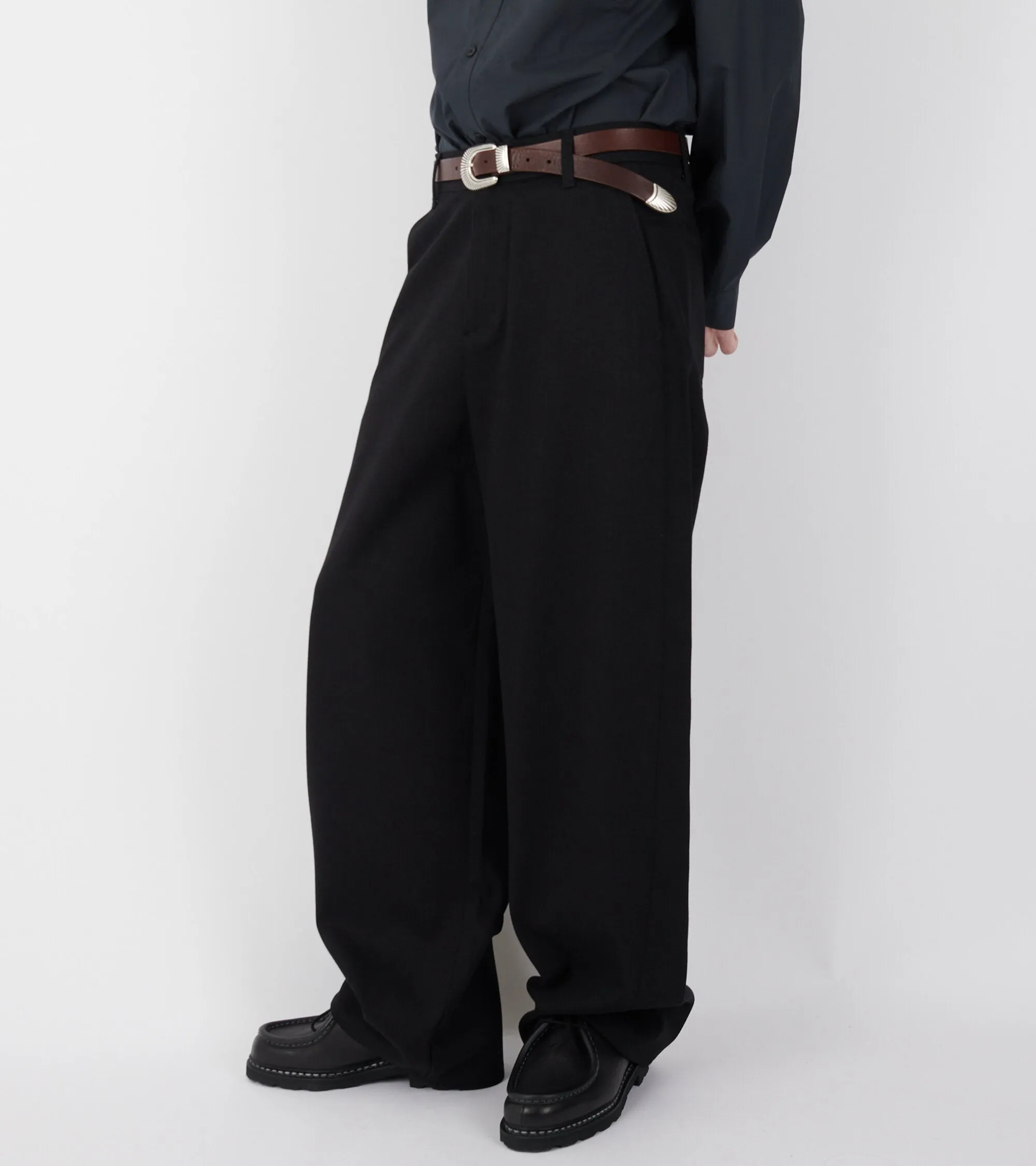 Curved Seam Trousers Black