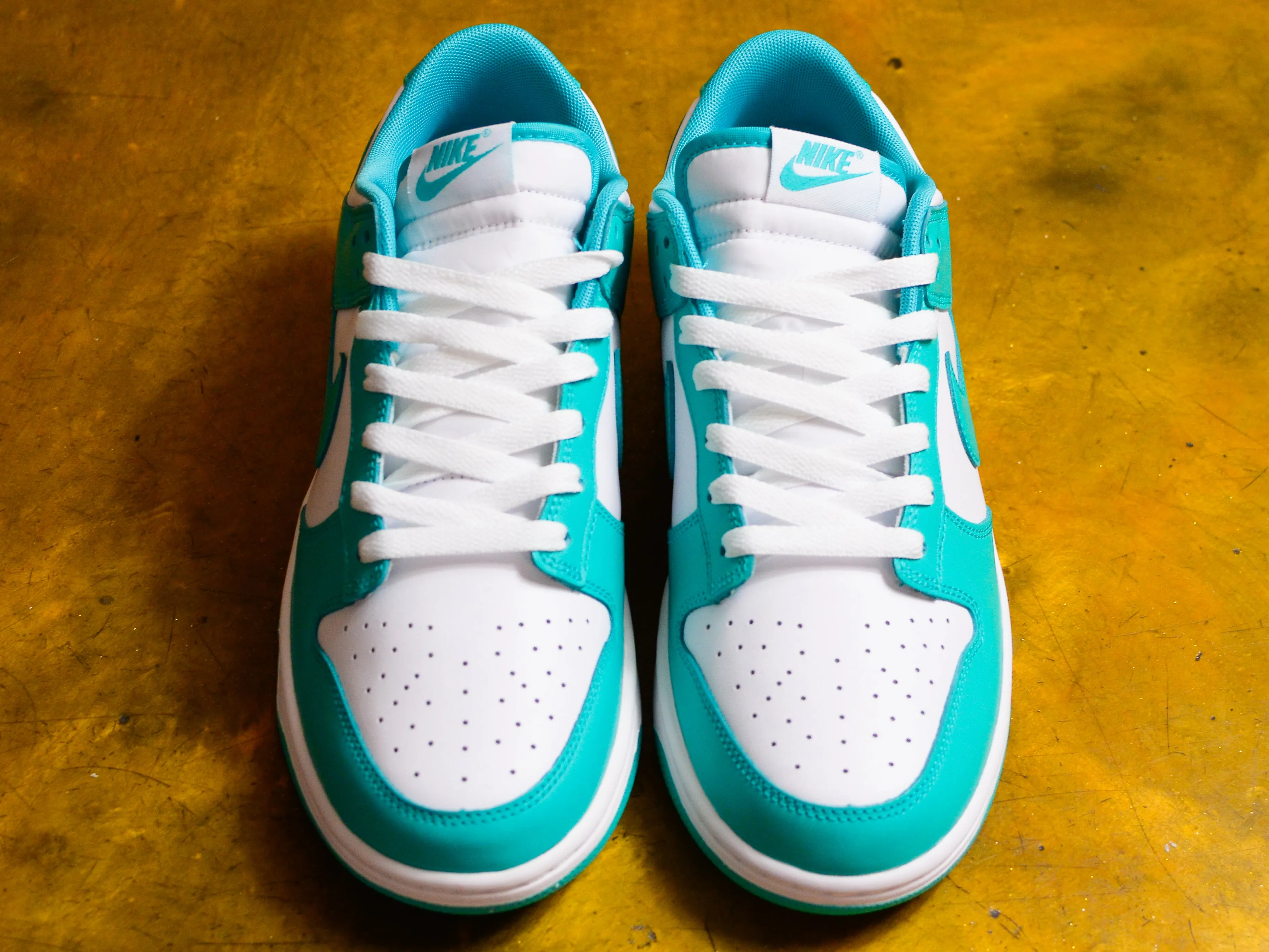 Dunk Low Retro Be True To Your School - White / Clear Jade