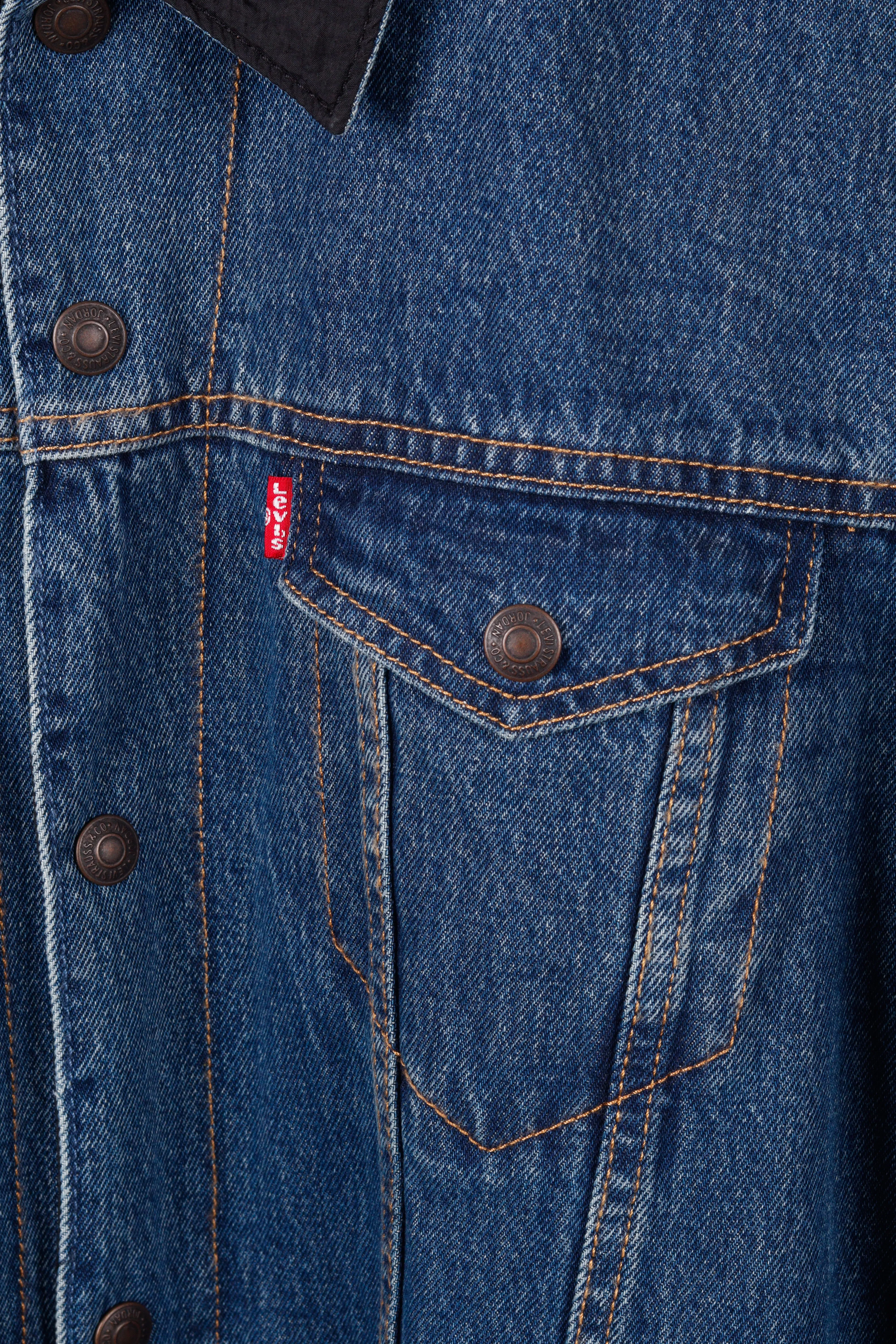 Nike Air Jordan x Levi's FW17 'Reversible Trucker' Denim Jacket Indigo (2017)
