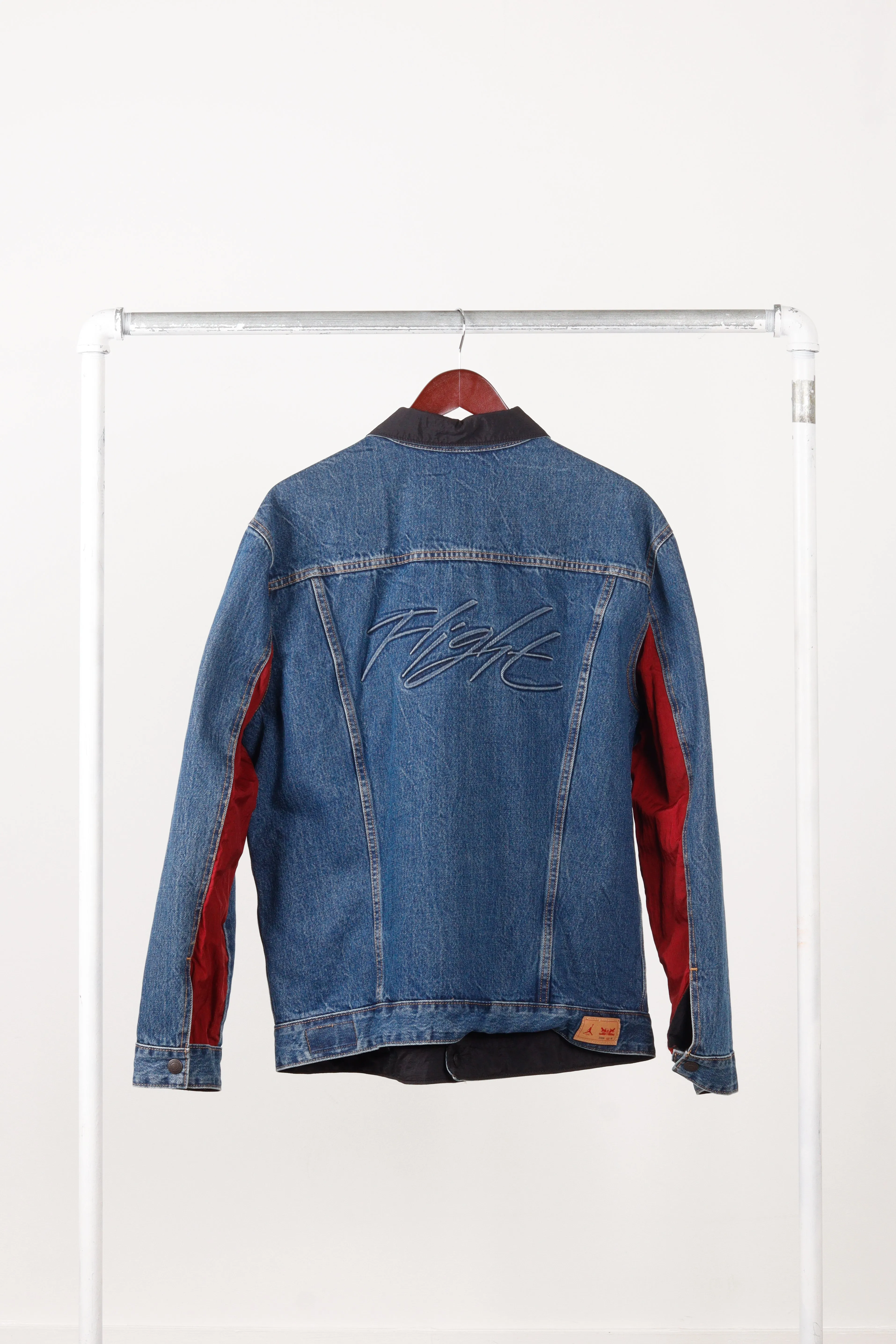Nike Air Jordan x Levi's FW17 'Reversible Trucker' Denim Jacket Indigo (2017)