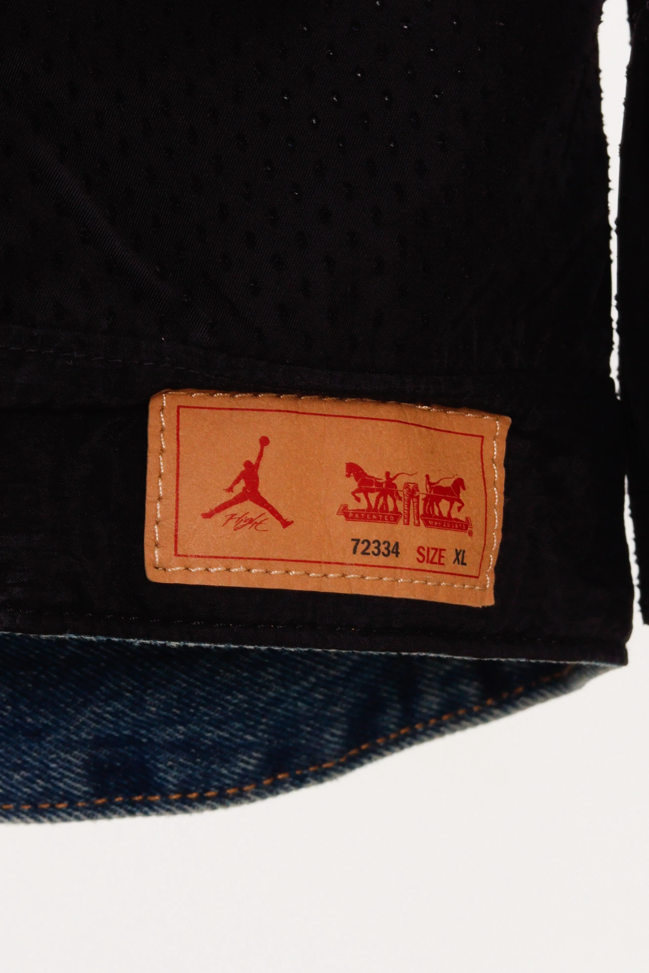 Nike Air Jordan x Levi's FW17 'Reversible Trucker' Denim Jacket Indigo (2017)