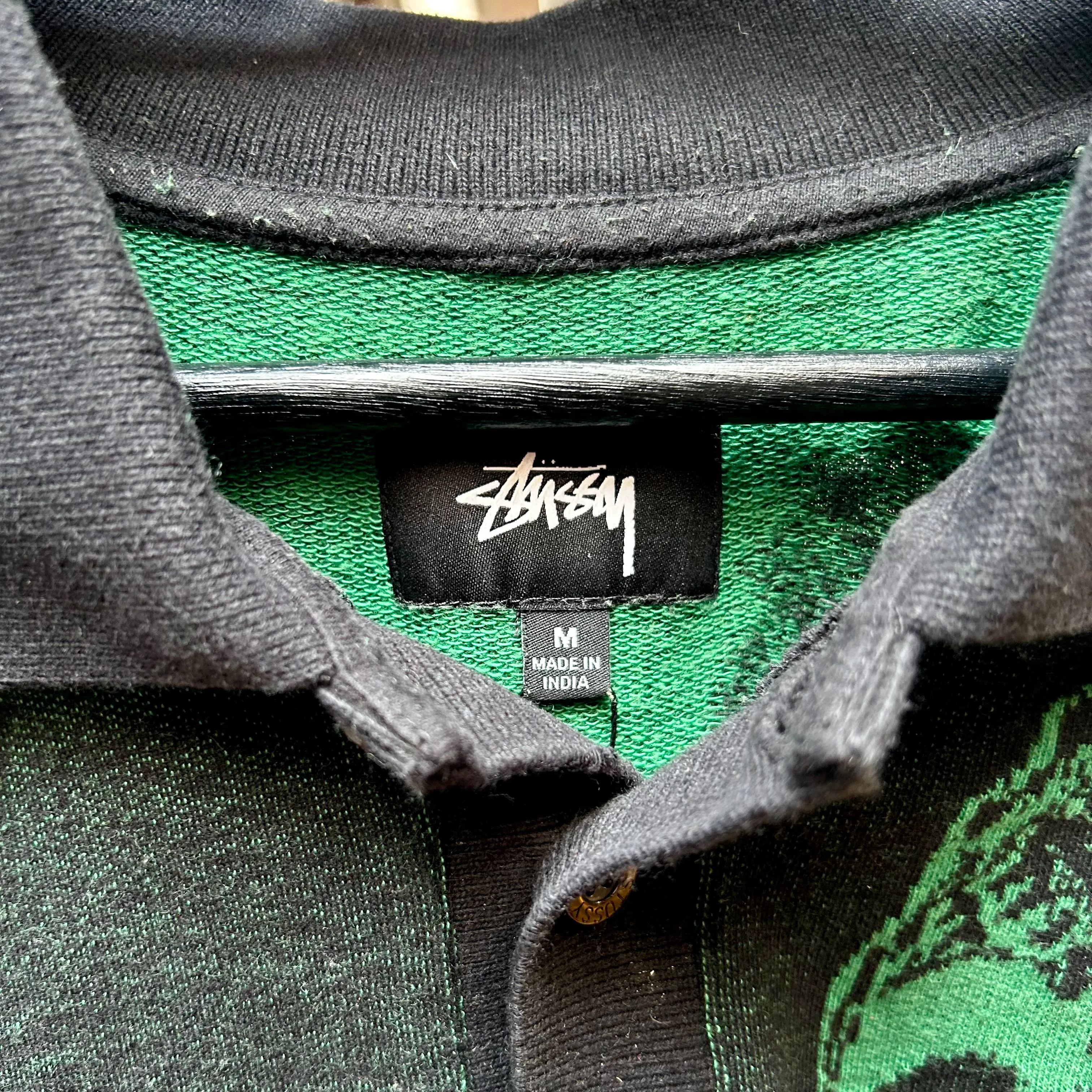 PRE-LOVED STUSSY GREEN SWEATSHIRT
